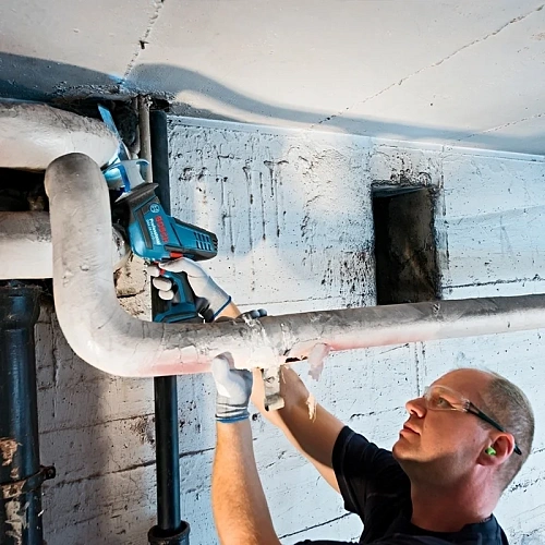 Пила сабельная аккумуляторная BOSCH GSA 18 V-LI 06016A5002